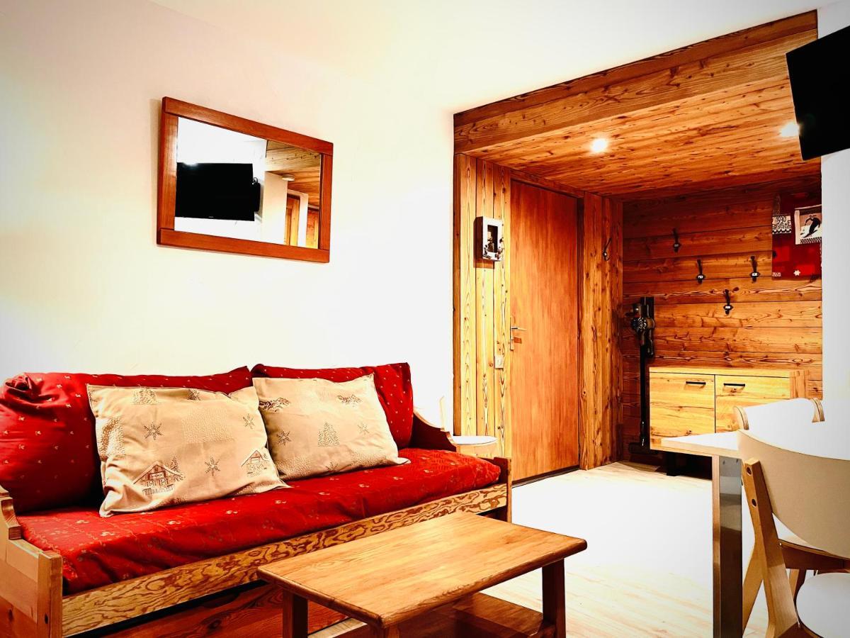 Fleurs Et Neige Apartment Ланслевилар Екстериор снимка